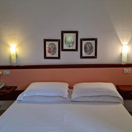 Hotel Villa Luisa Rapallo Buitenkant foto